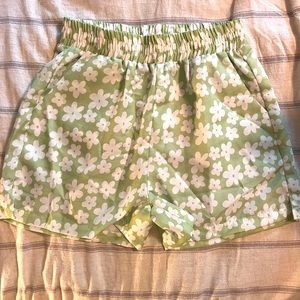 NWT Aurelle Hopie Breezy Shorts
